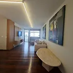 Marino Marine – Apartamento de 4 Quartos à Beira-Mar no Coração do Meireles